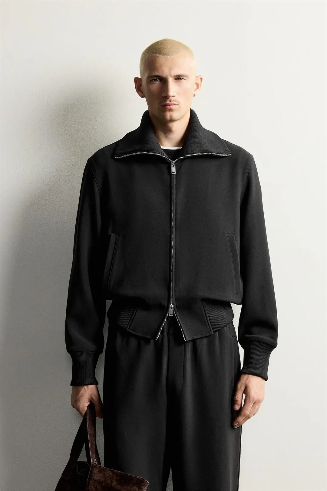 Куртка-бомбер с высоким воротником, Zara