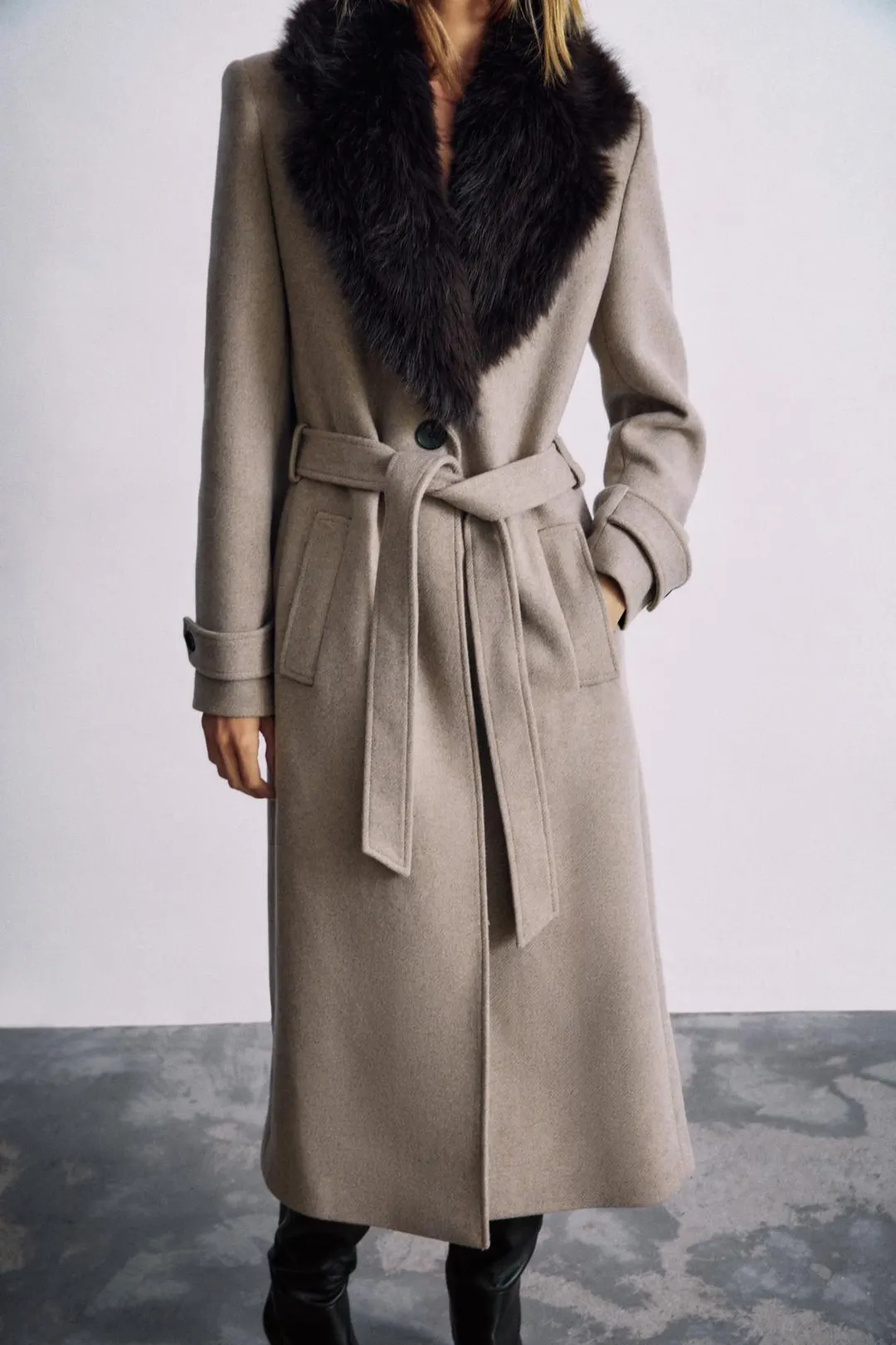 Пальто из смесовой шерсти со съемным искусственным мехом, Zara