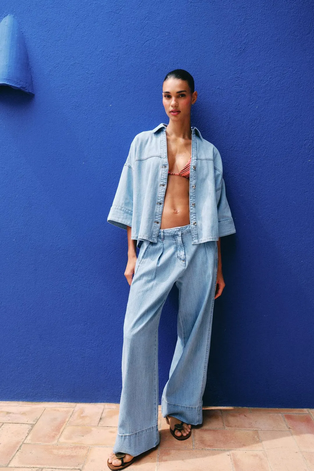 Джинсы широкие с высокой посадкой и складками Z1975, Zara
