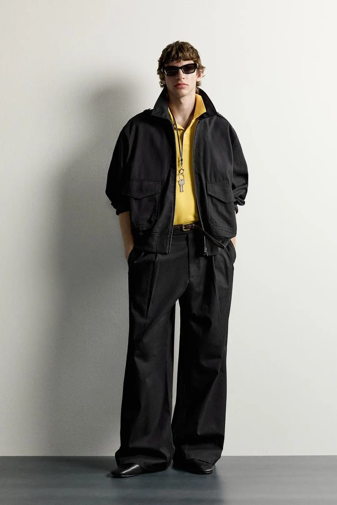 Брюки свободного кроя со складками, Zara