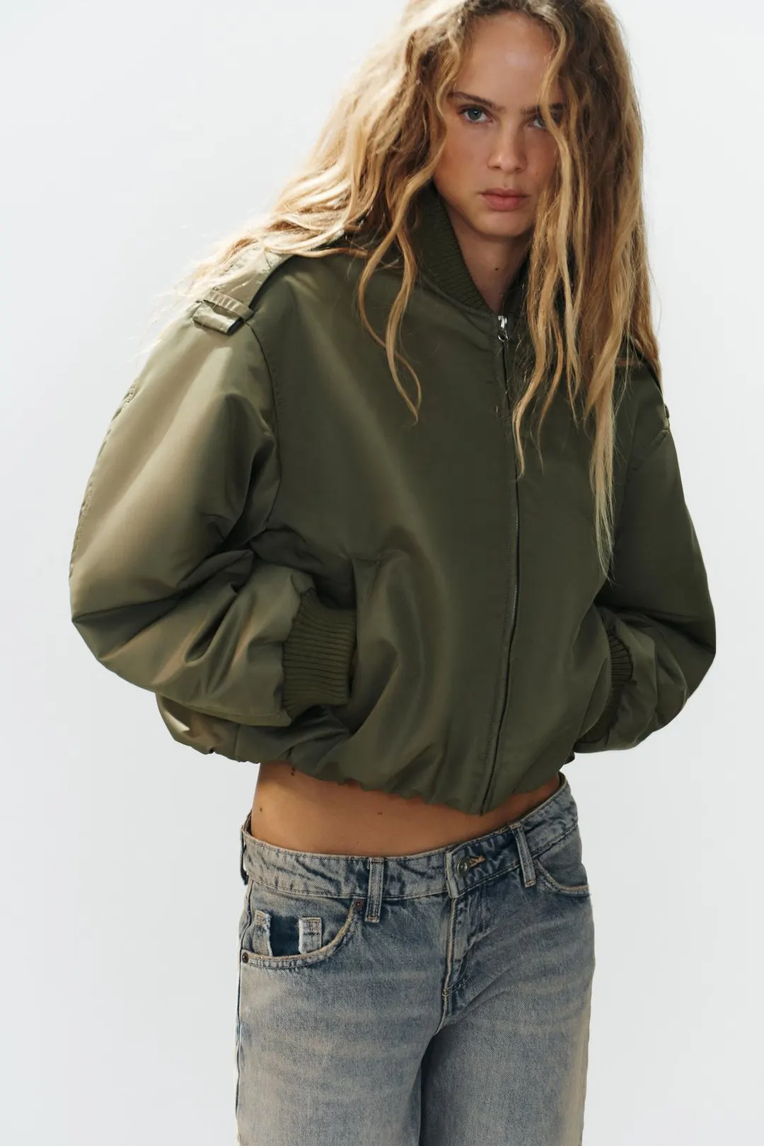 Бомбер с хлястиками, Zara