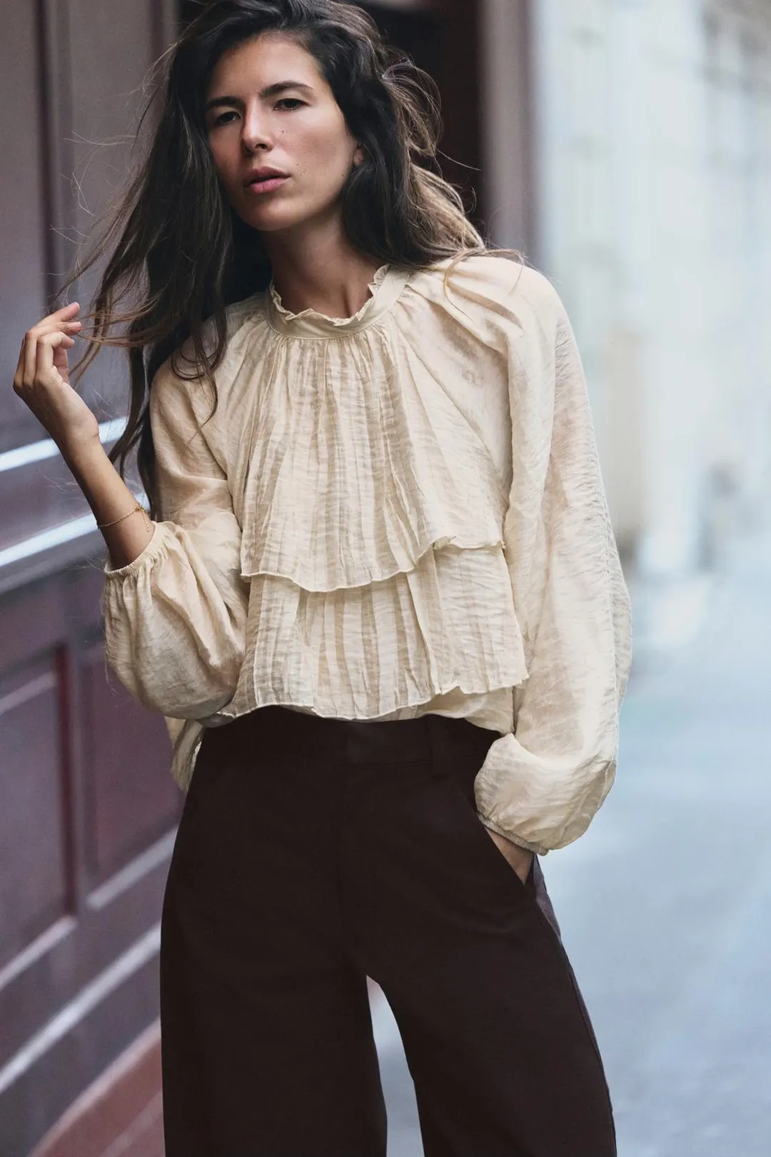 Блузка с оборками, Zara