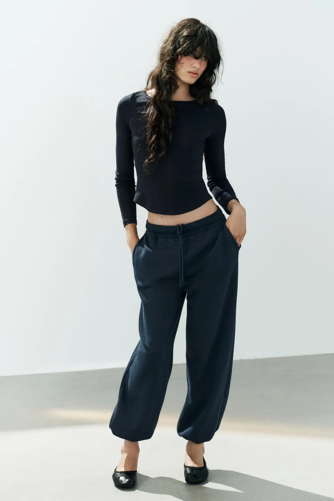 Футболка с вырезом лодочкой, Zara