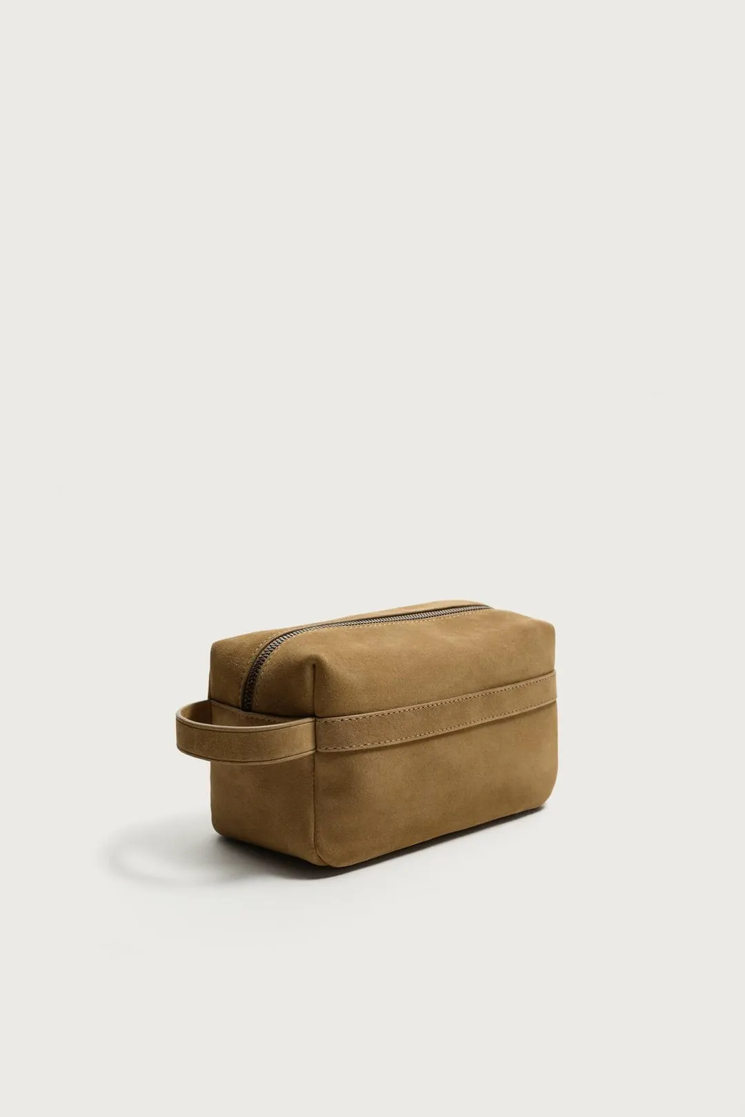 Кожаный несессер, Zara
