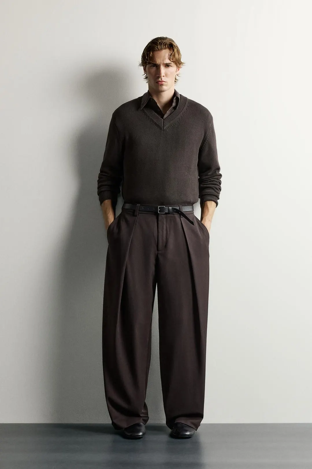 Брюки широкого кроя с встречной складкой, Zara