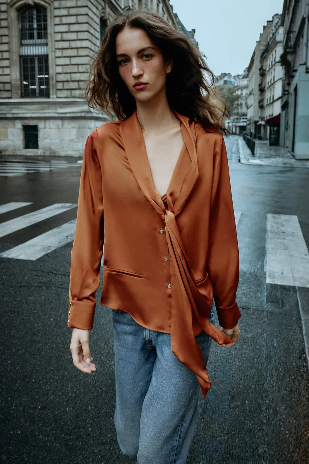 Атласная блузка с бантом, Zara