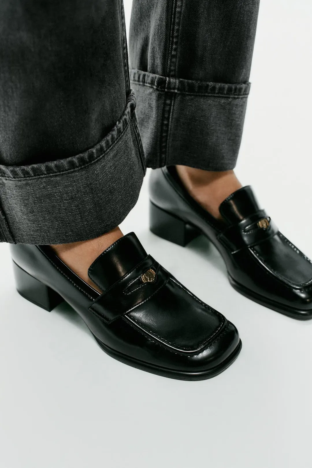 Лоферы на каблуке, Zara