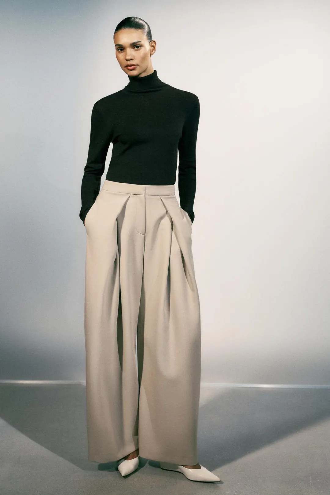 Широкие брюки со складками, Zara