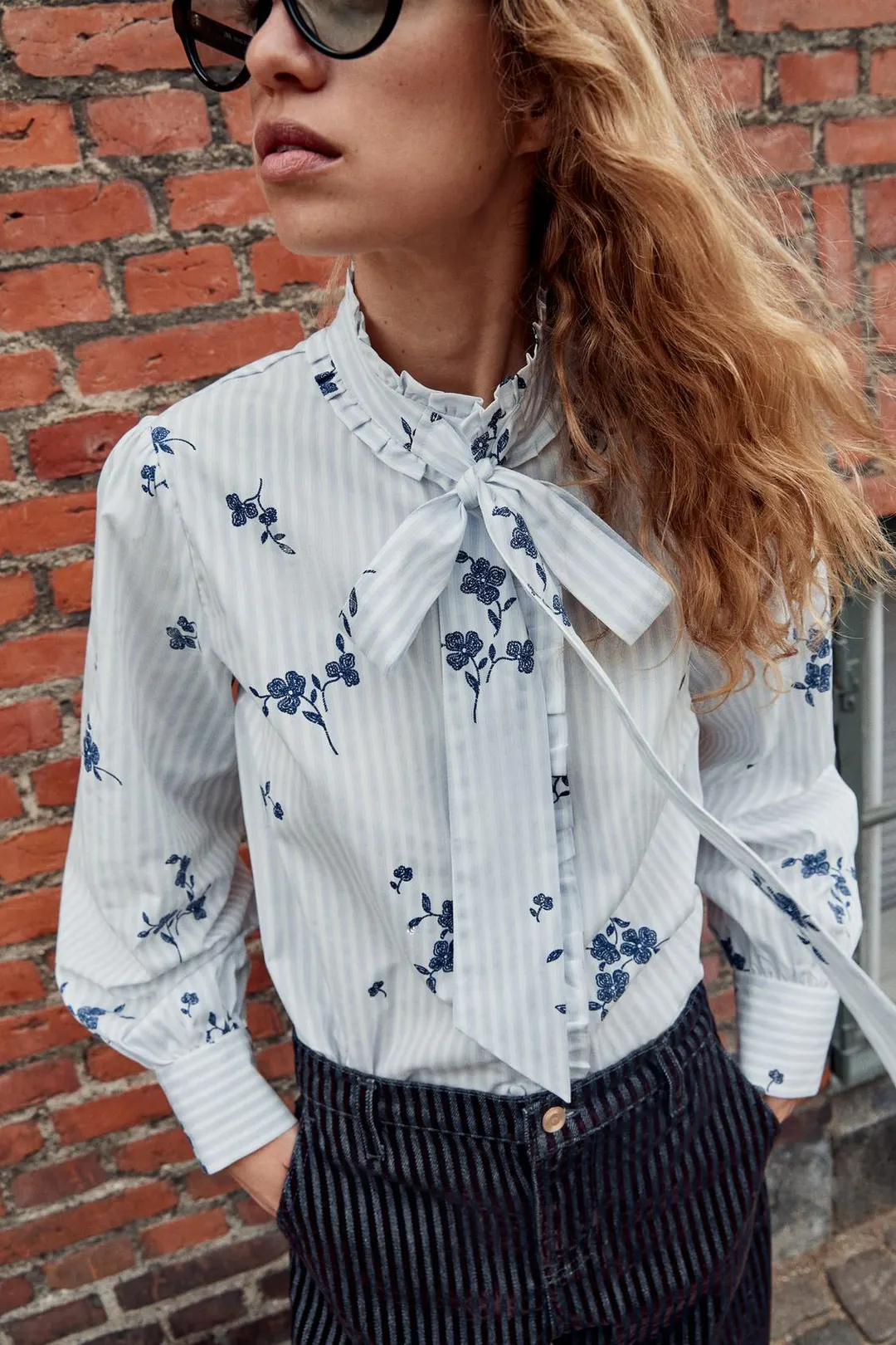 Блузка с цветочным принтом и завязками, Zara