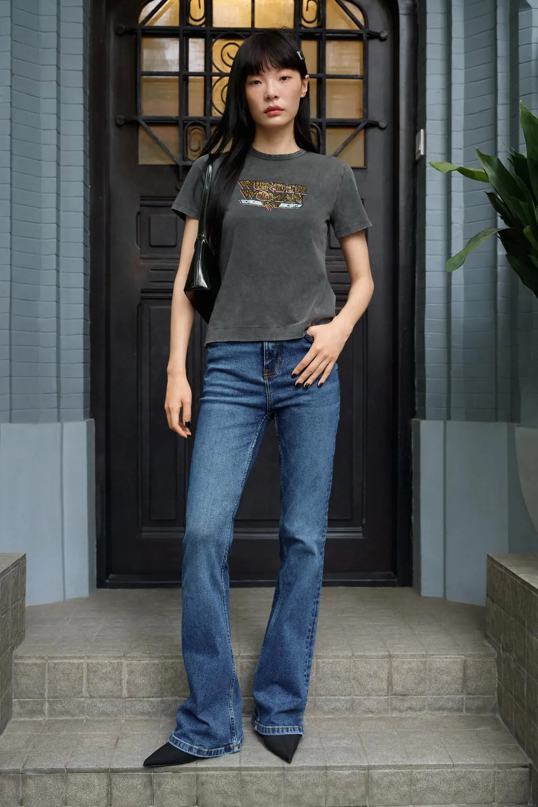 Футболка блестящая Wonder Woman ©, Zara