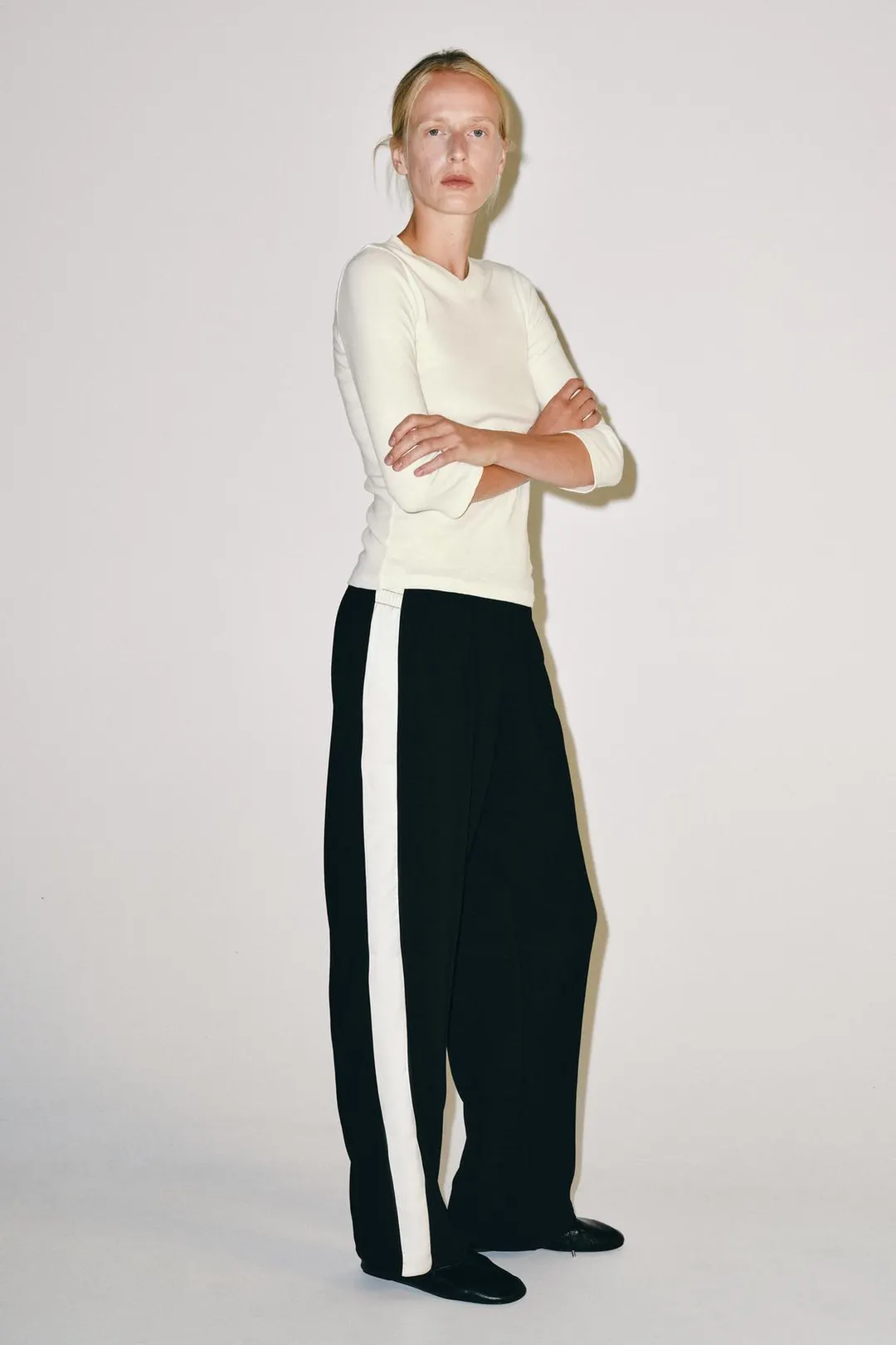 Брюки с боковыми полосами, Zara