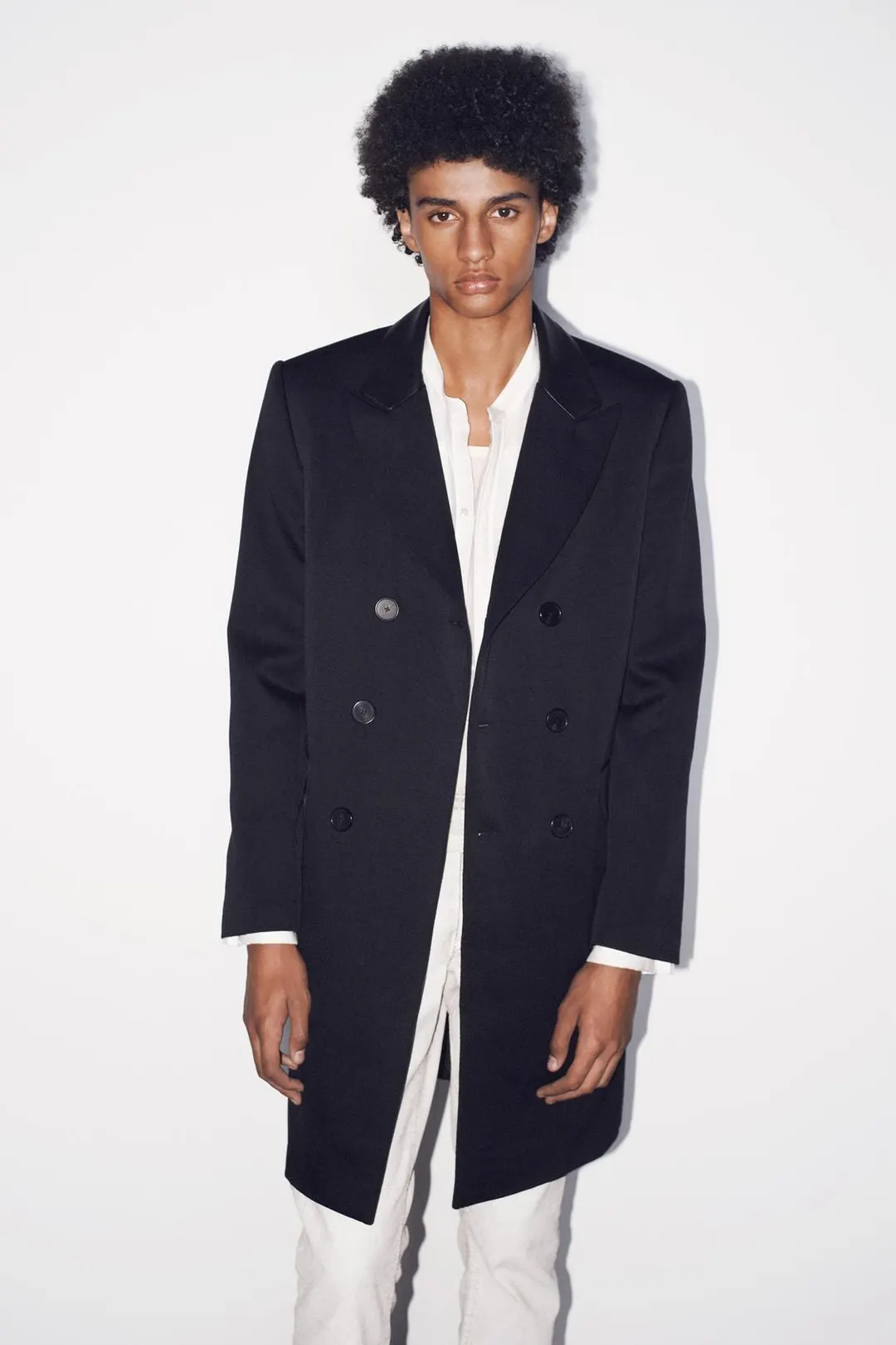 Пальто двубортного приталенного кроя, Zara