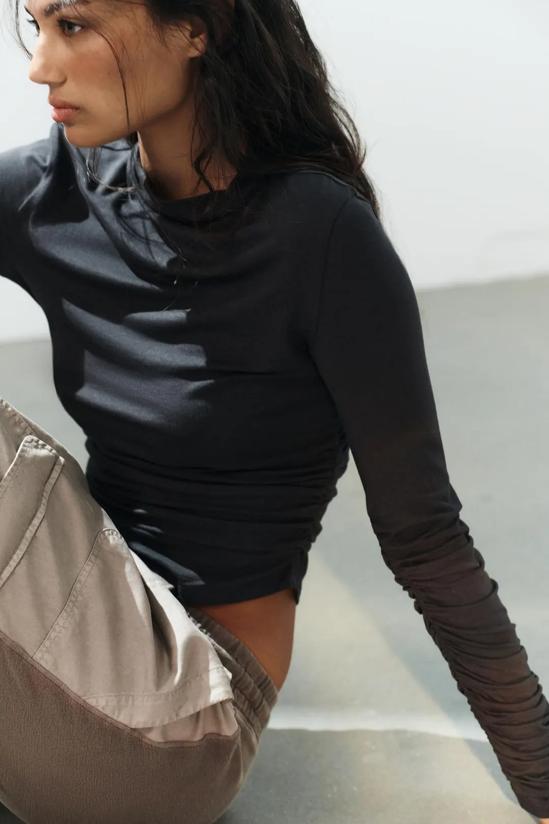 Футболка со сборками, Zara
