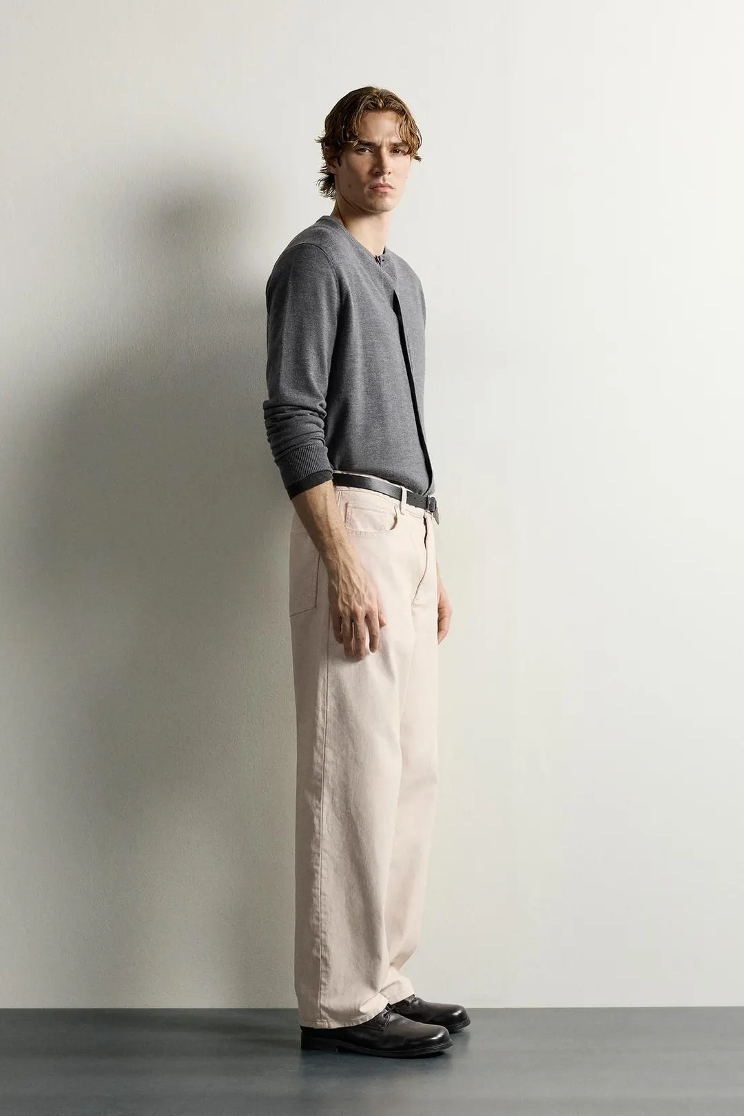 Брюки прямого кроя с эффектом стирки, Zara
