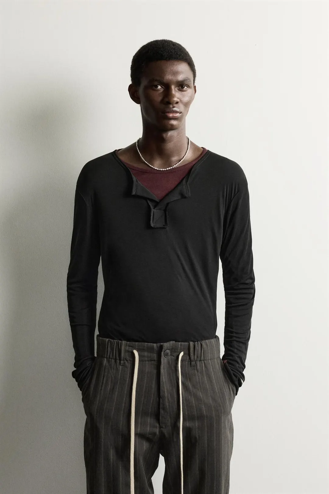Футболка струящаяся с воротом хенли, Zara