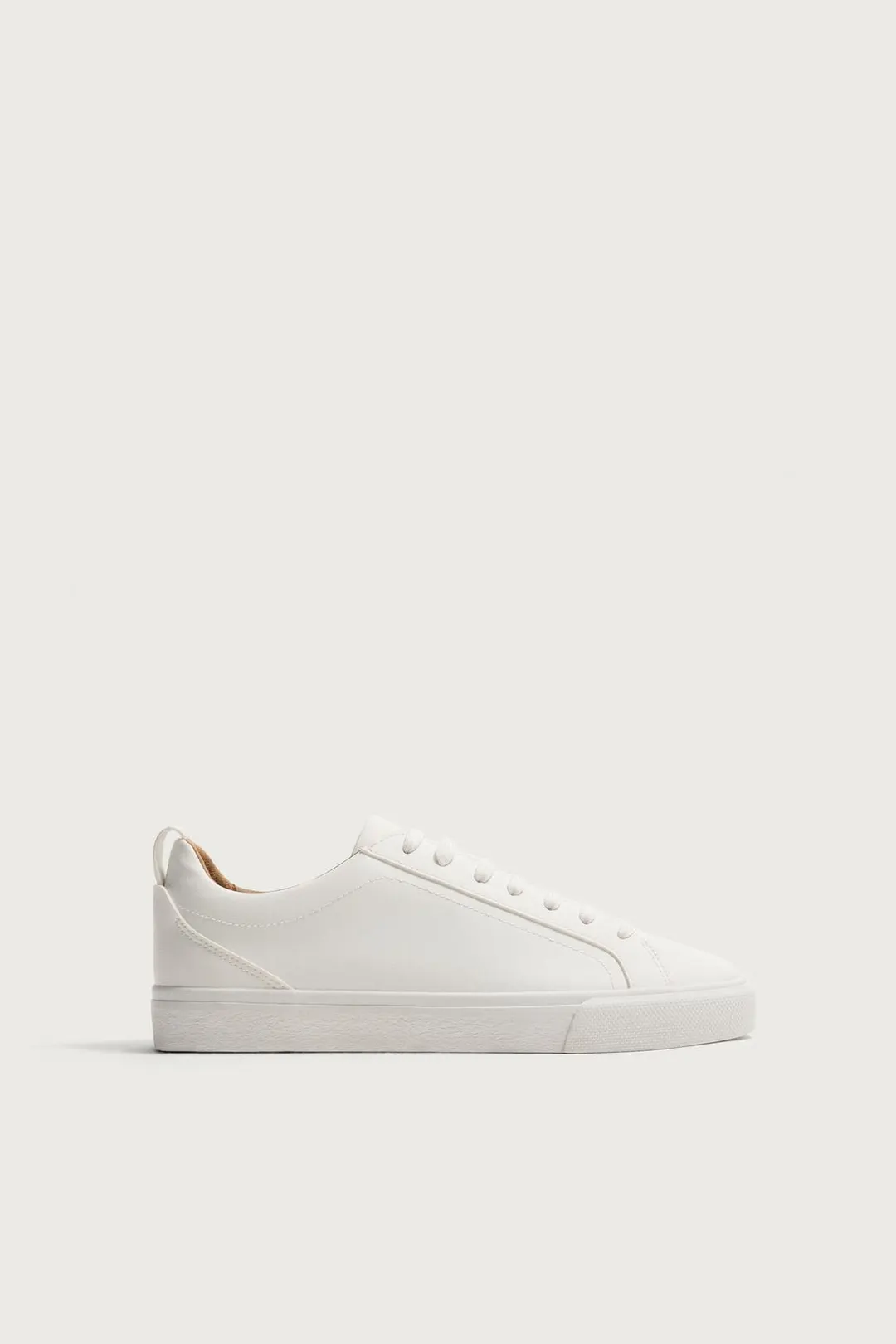 Минималистичные кроссовки, Zara