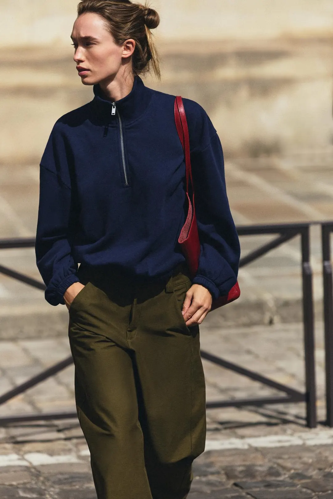Свитшот с металлической молнией, Zara