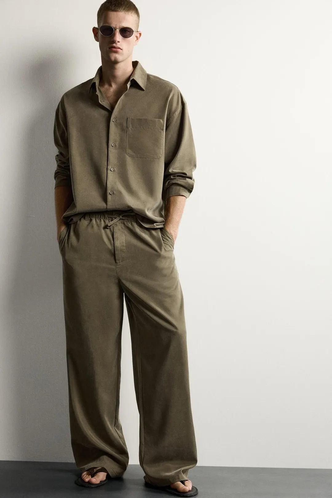 Брюки свободного струящегося кроя, Zara