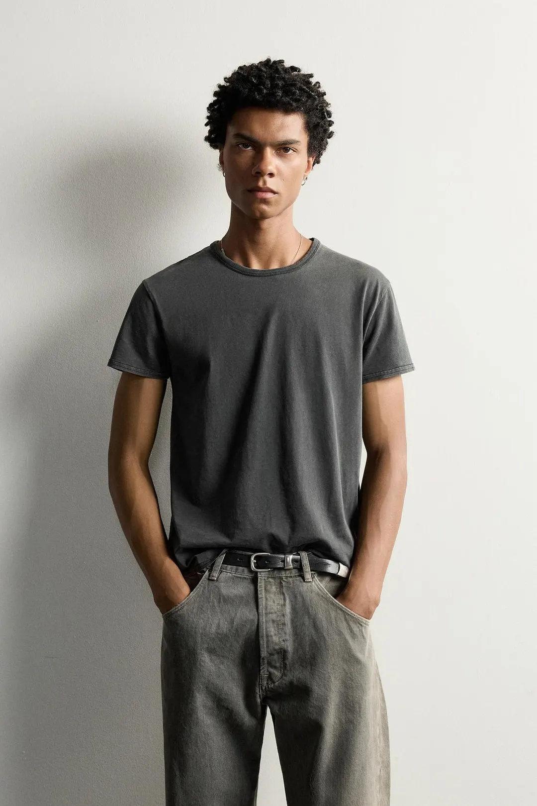 Футболка облегающего кроя с эффектом стирки, Zara