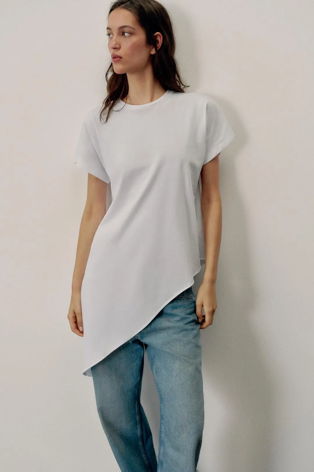 Футболка асимметричного кроя с короткими рукавами, Zara