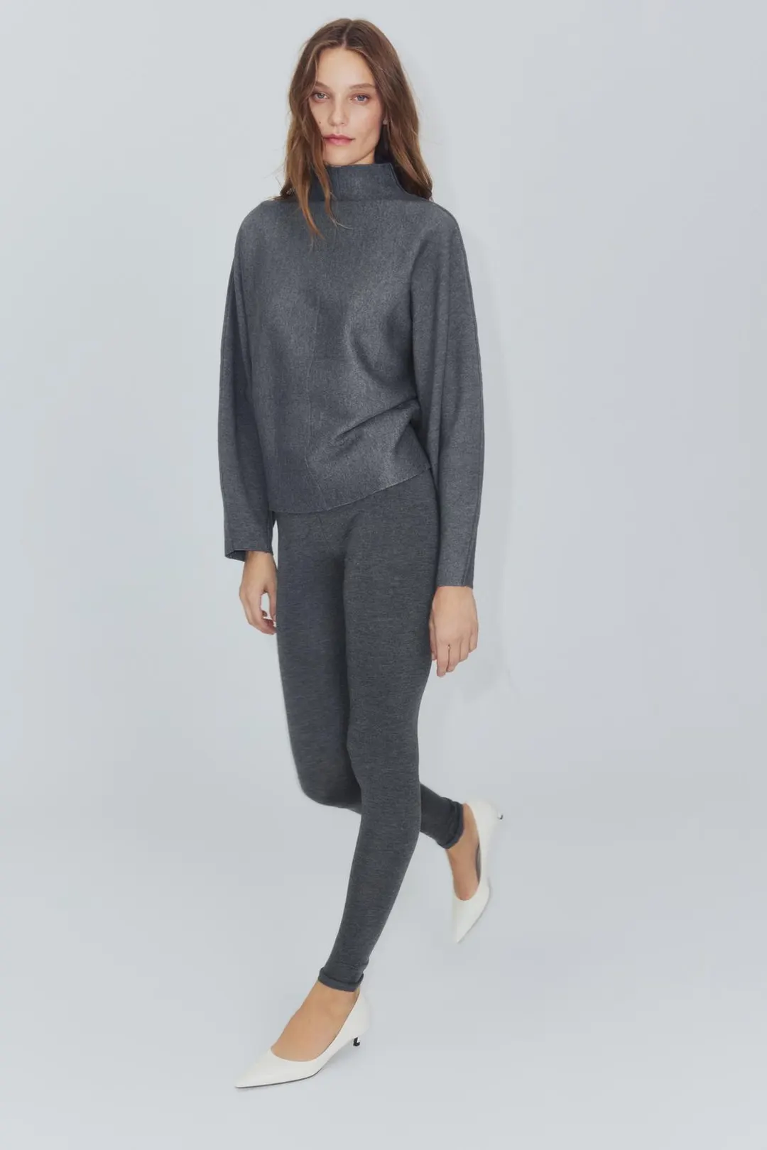 Вязаный джемпер с воротником-стойкой, Zara