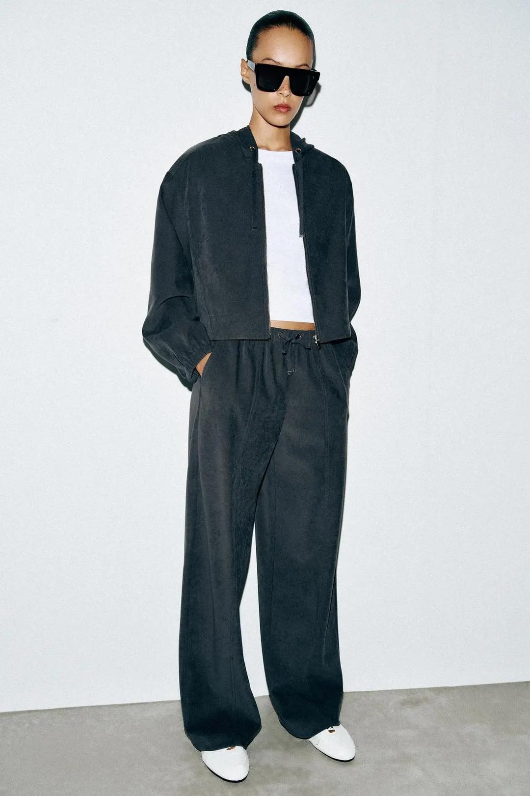 Куртка-бомбер с капюшоном, Zara