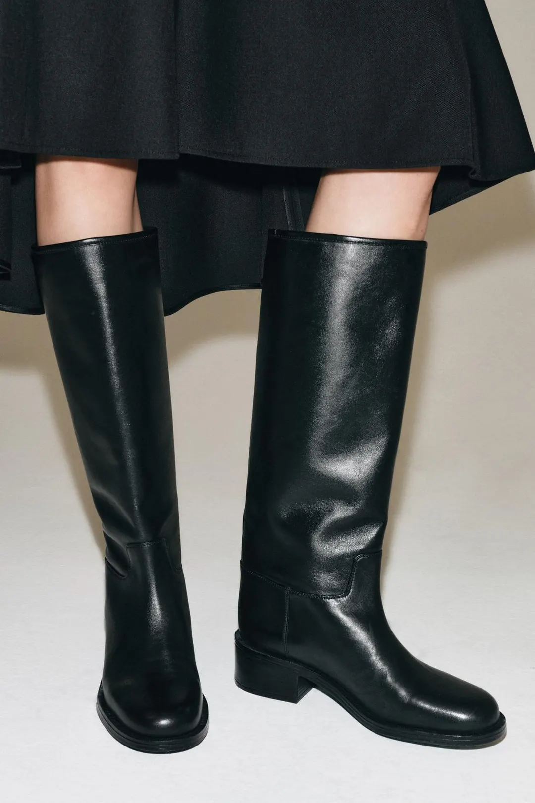 Кожаные сапоги до колена, Zara