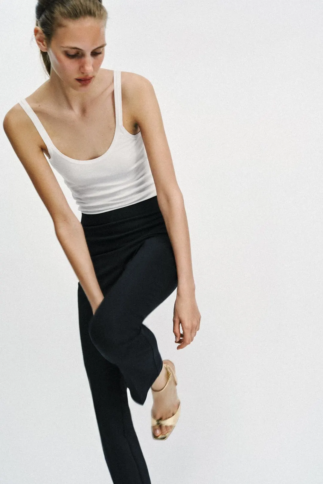 Босоножки лаковые на высоком каблуке, Zara