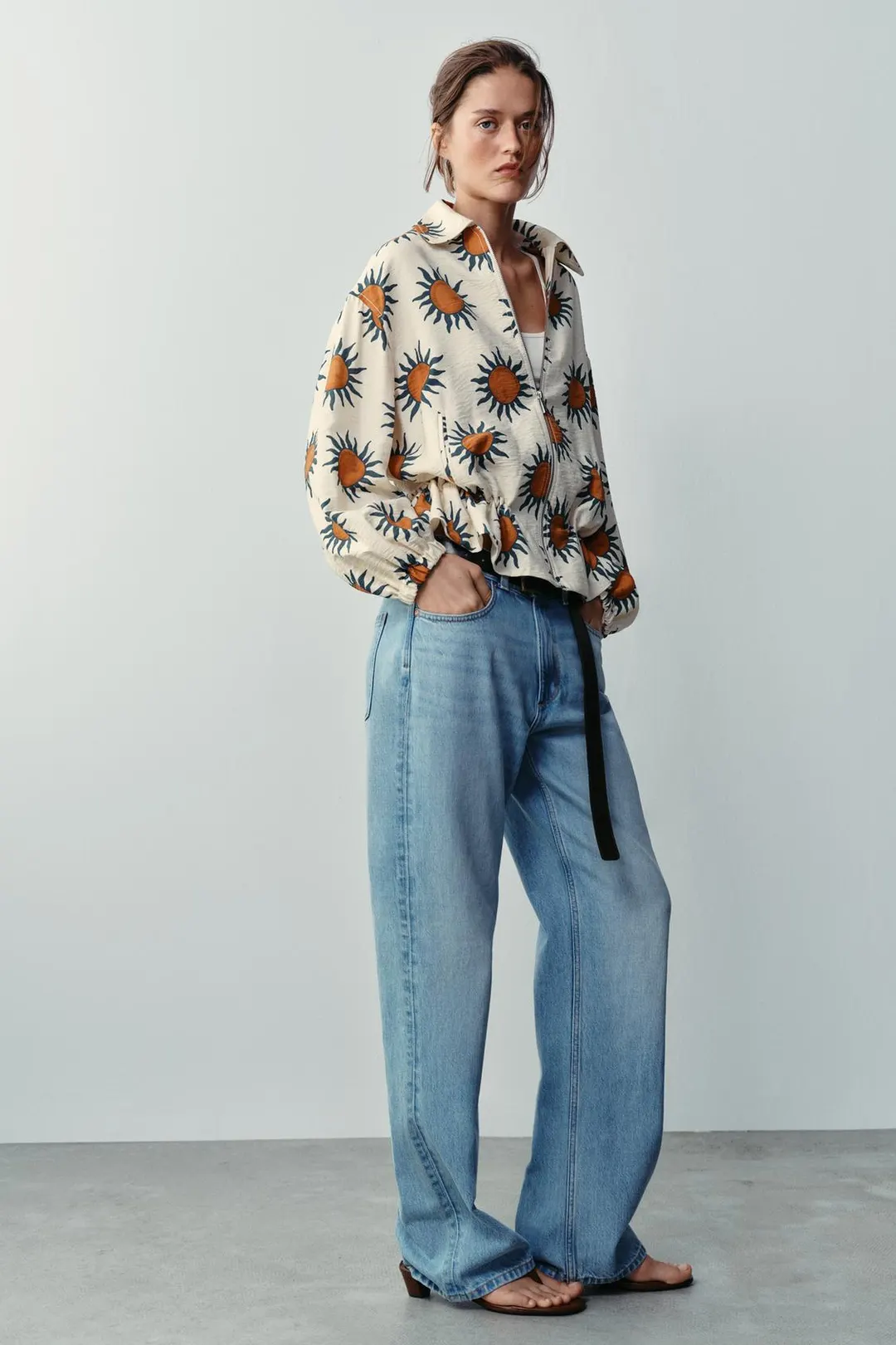 Бомбер с принтом, Zara
