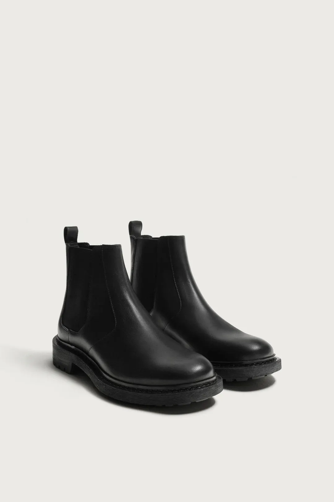 Кожаные ботинки на массивной подошве, Zara