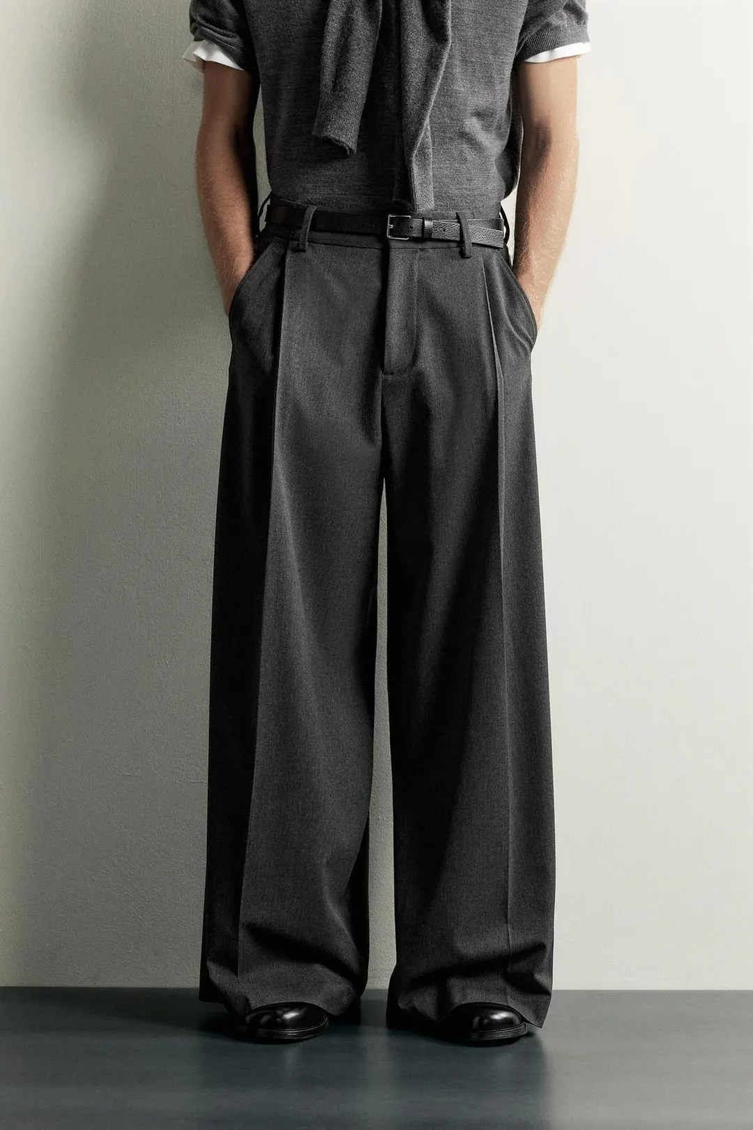 Брюки широкие со складками, Zara