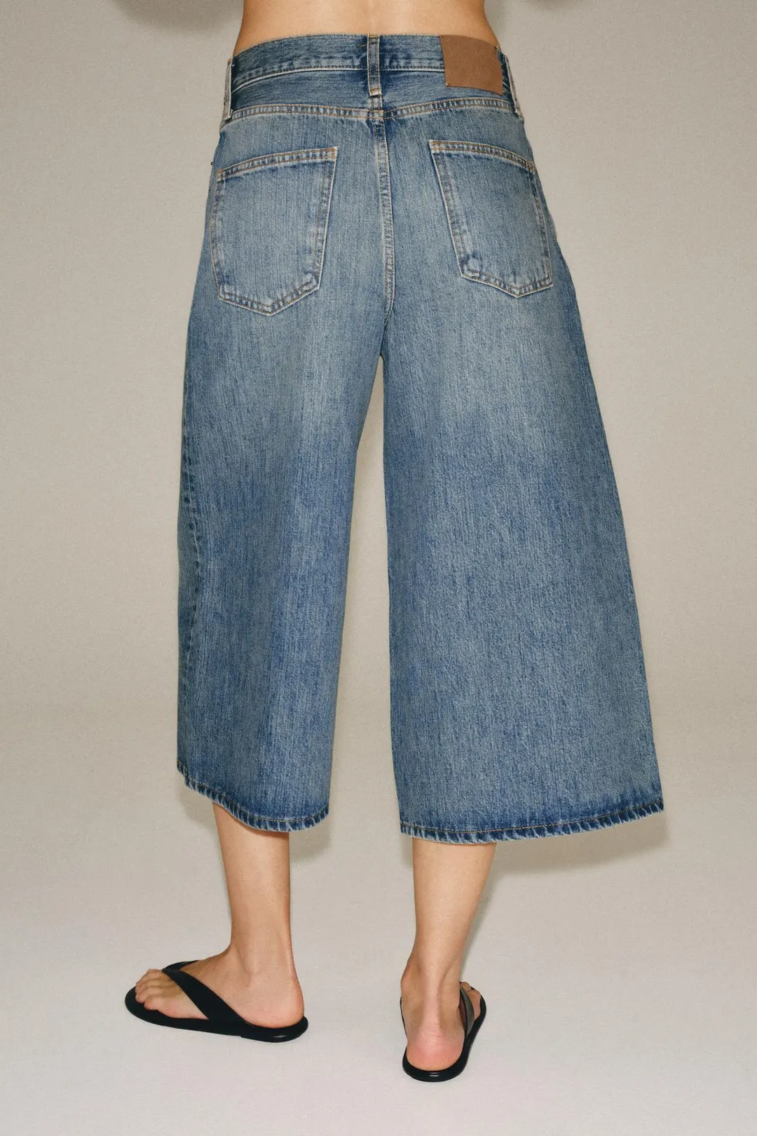 Джинсовые бермуды ZW Collection со средней посадкой, Zara