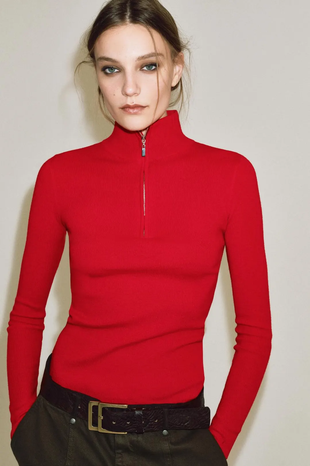 Трикотажный свитер с высоким воротником, Zara