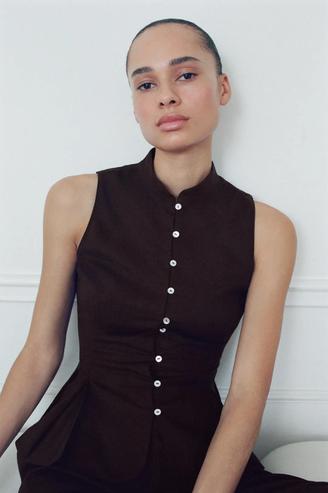 Рубашка без рукавов из смесового льна, Zara
