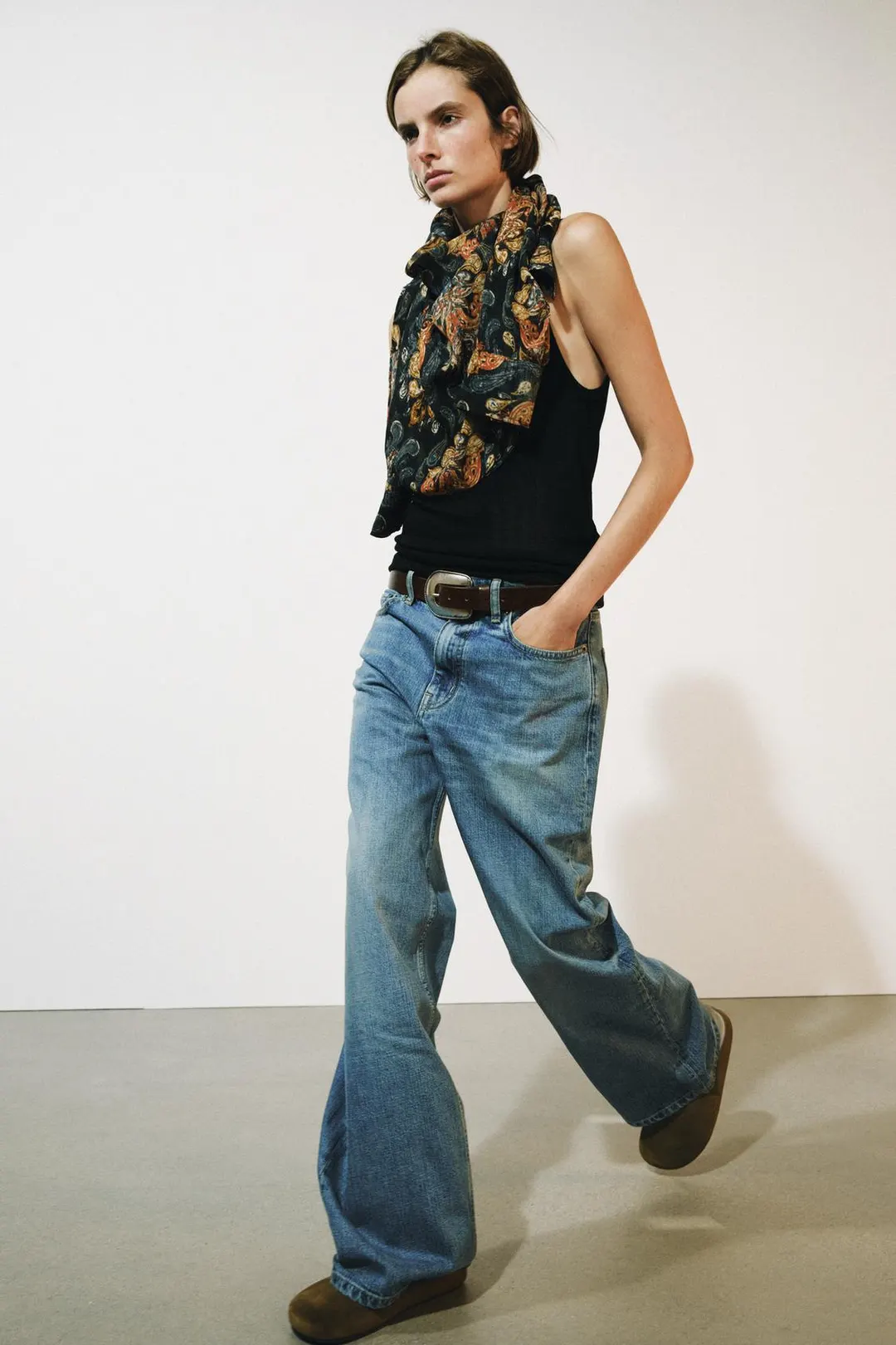 Джинсы ZW Collection широкие свободного кроя с низкой посадкой, Zara