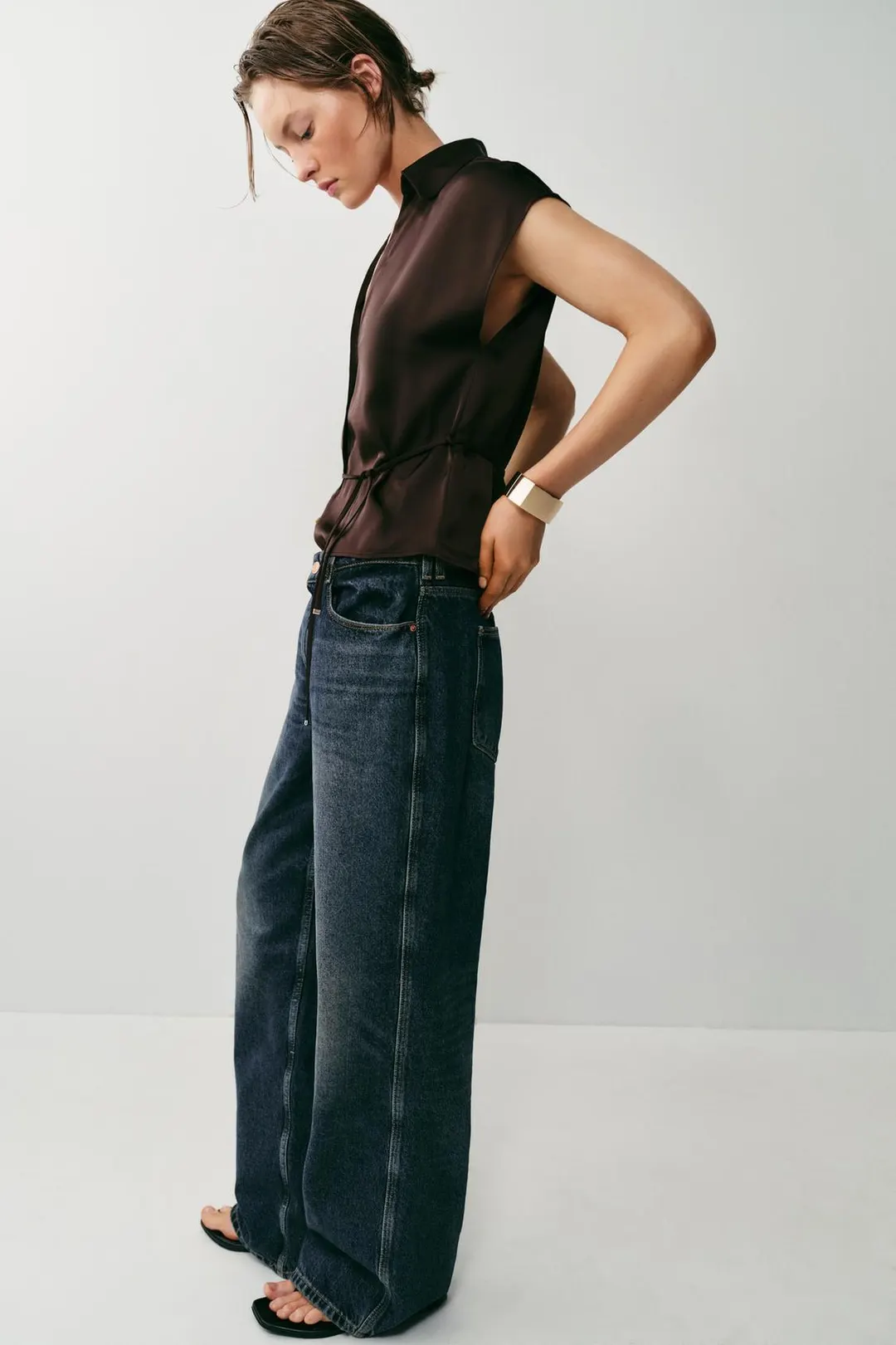 Атласная рубашка с короткими рукавами и поясом, Zara