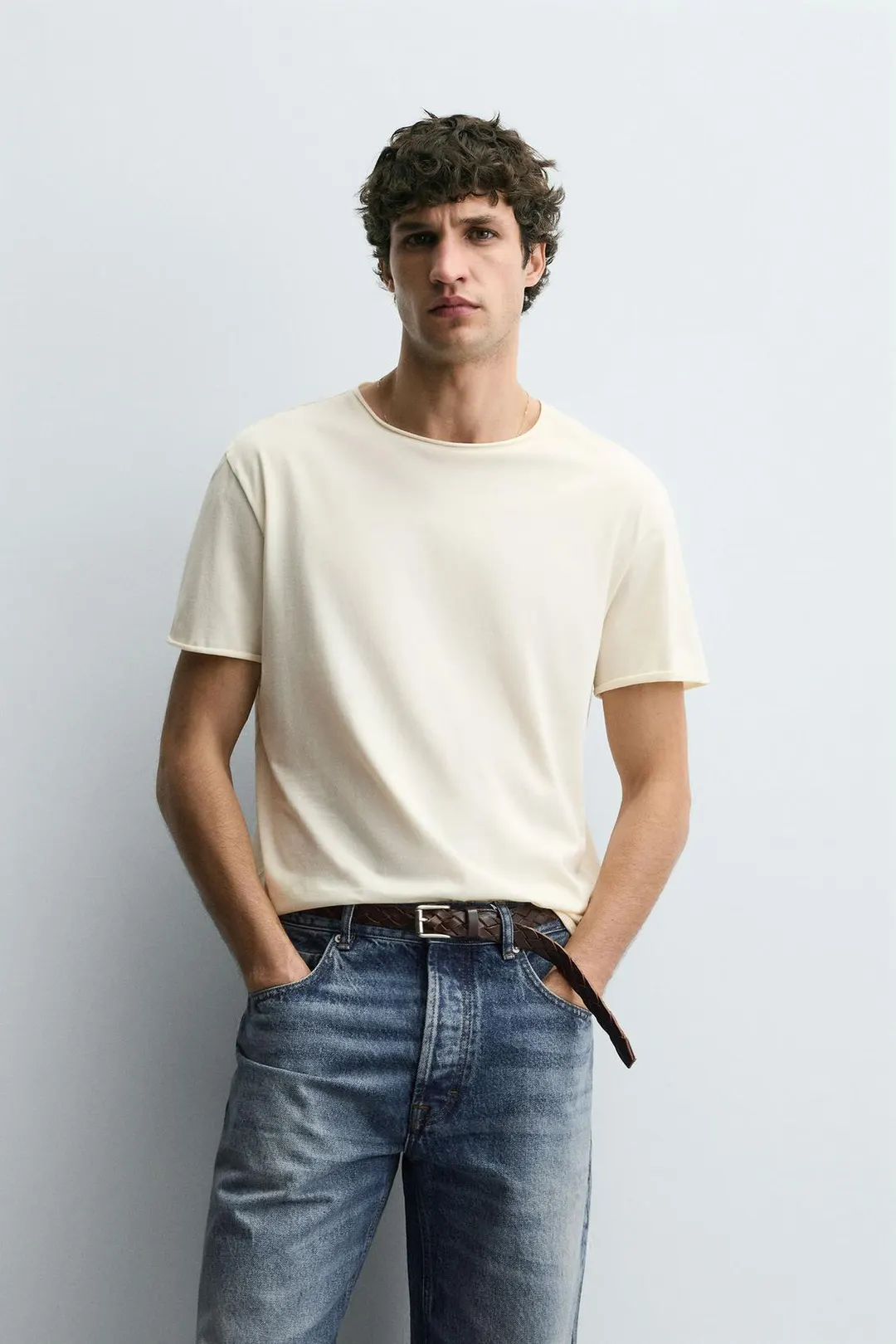Базовая футболка с необработанными краями, Zara