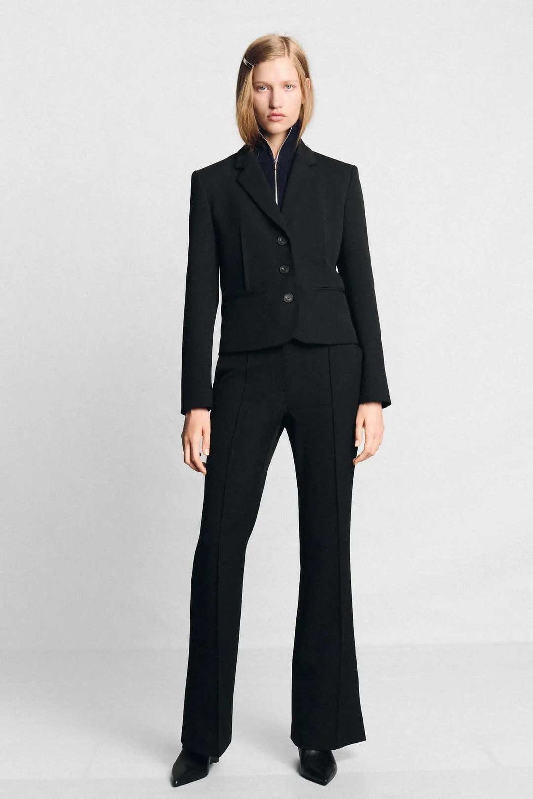 Блейзер укороченный с защипами, Zara