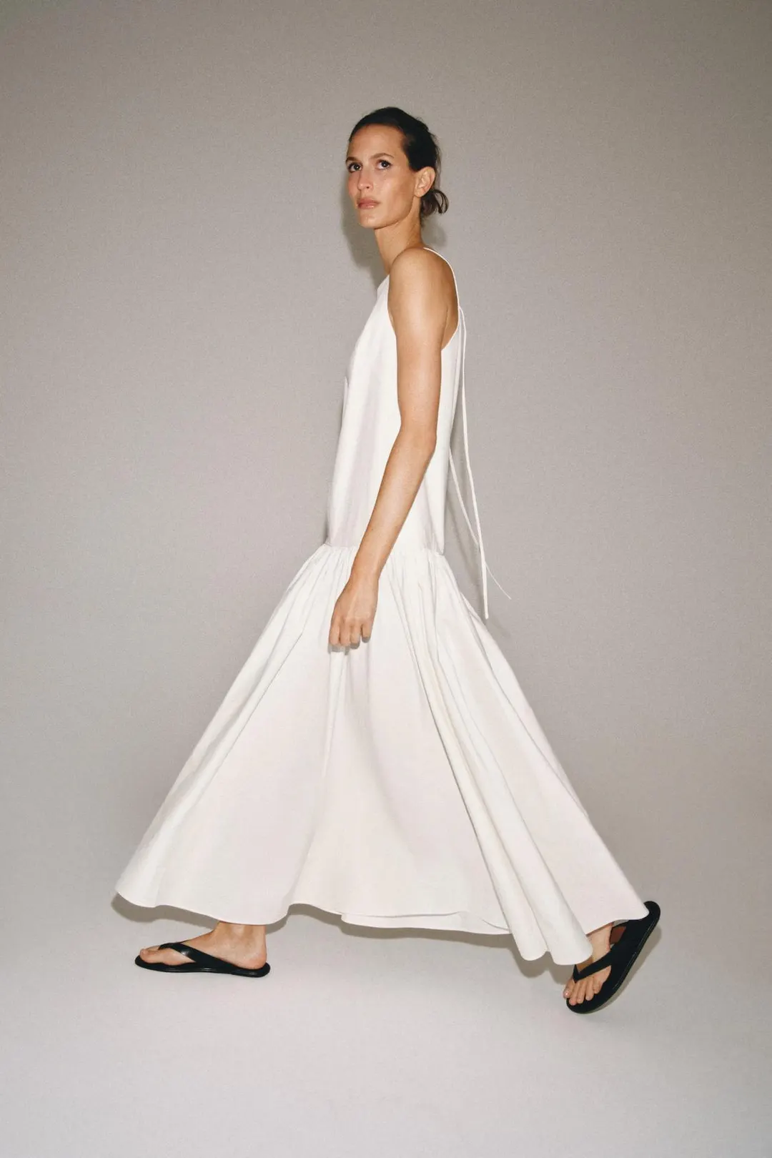 Платье с плиссировкой ZW Collection, Zara