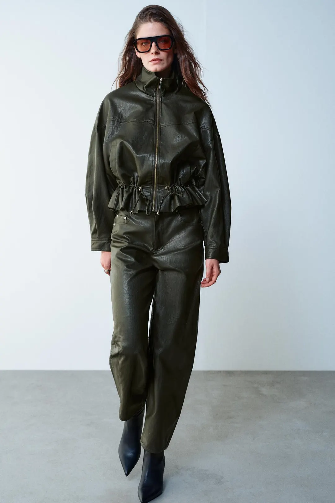Куртка под кожу с кулиской, Zara
