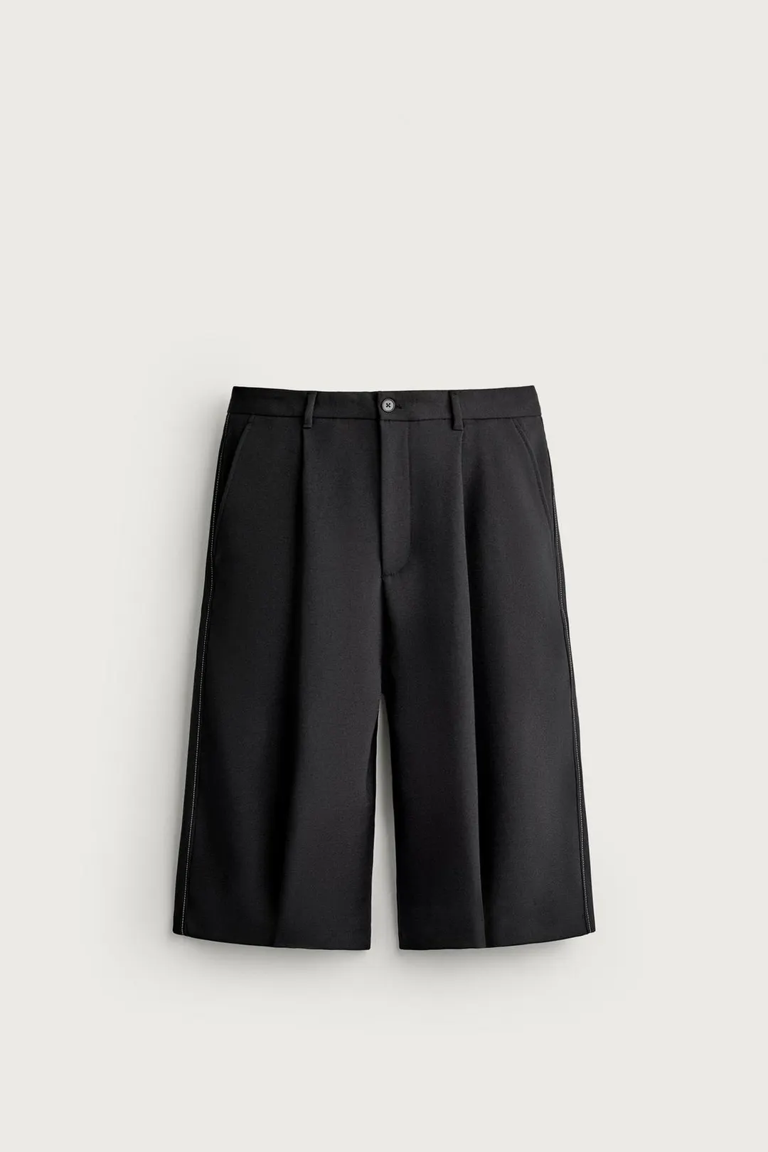 Шорты-бермуды со складками широкого кроя, Zara
