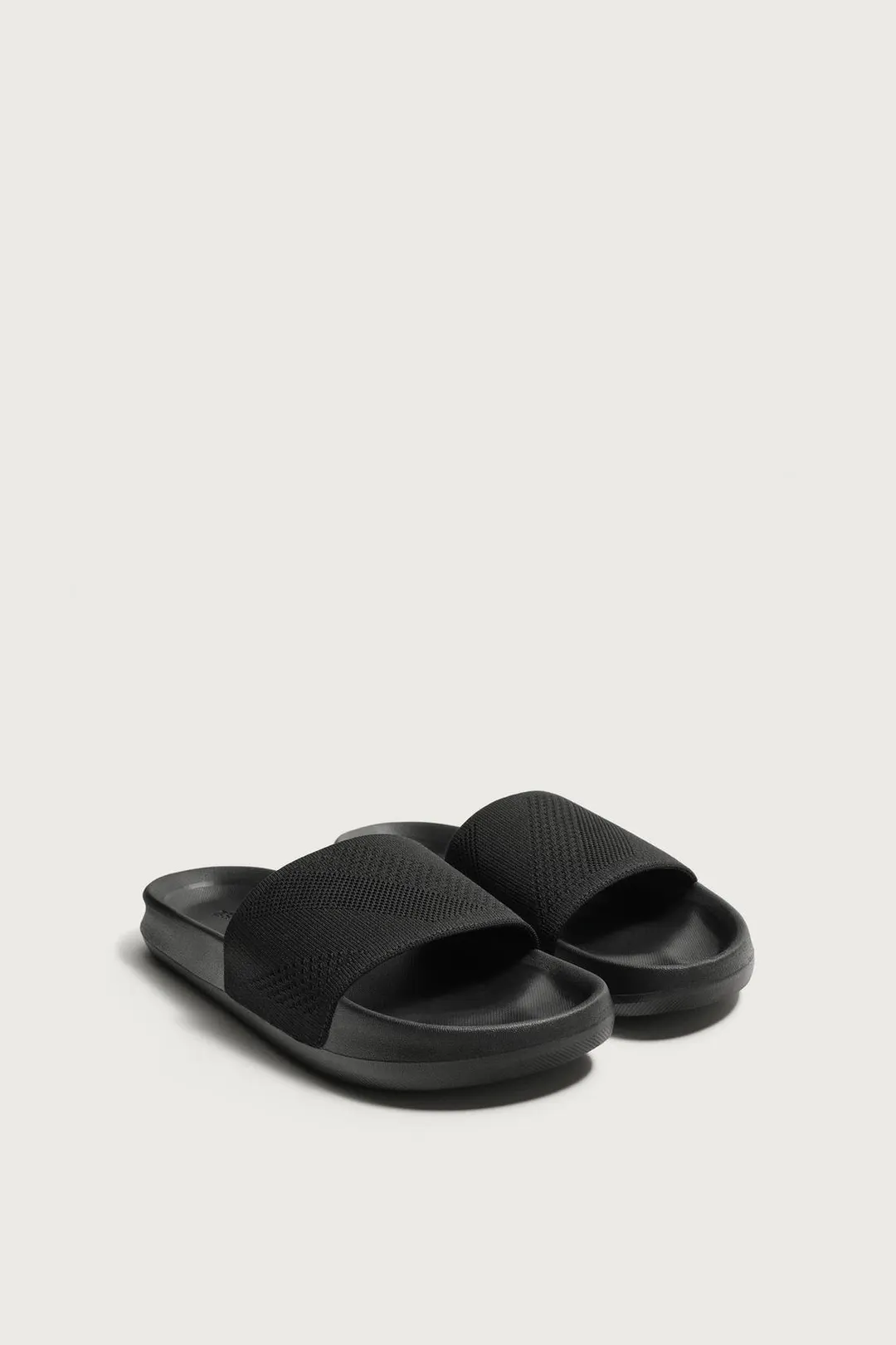 Шлепанцы для плавания, Zara