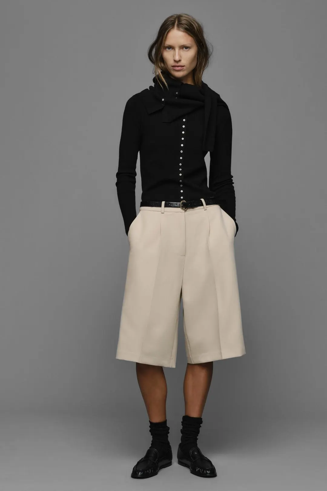 Удлиненные бермуды с поясом, Zara