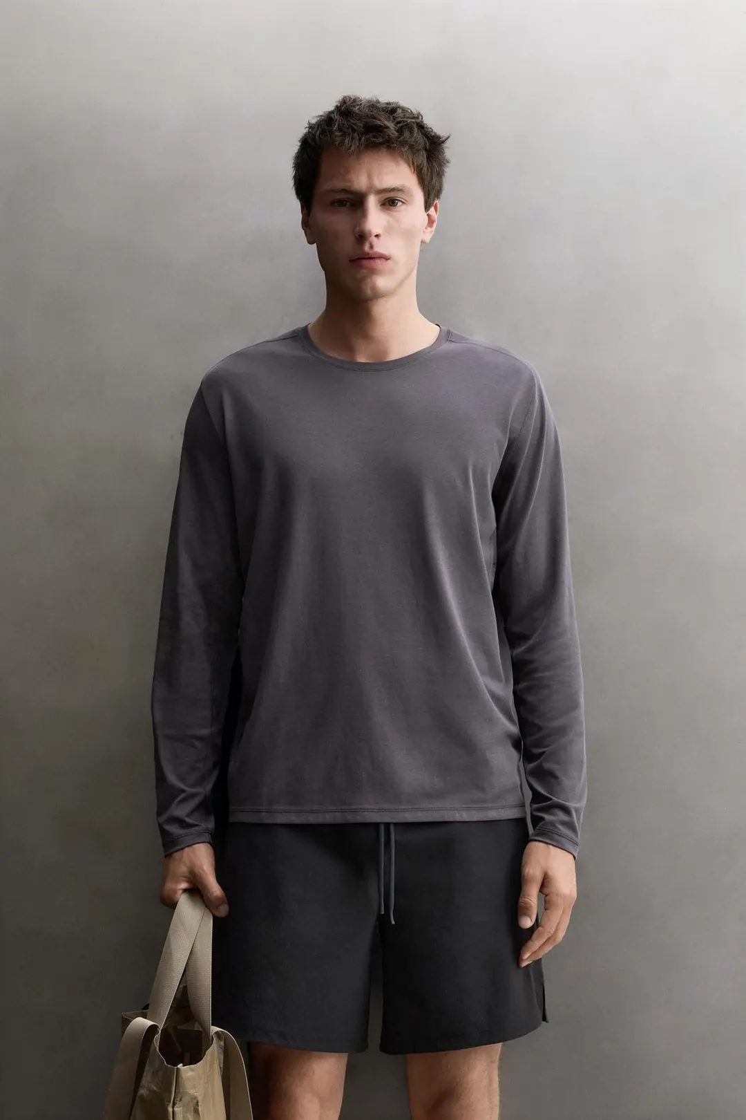 Лонгслив из технологичной ткани, Zara