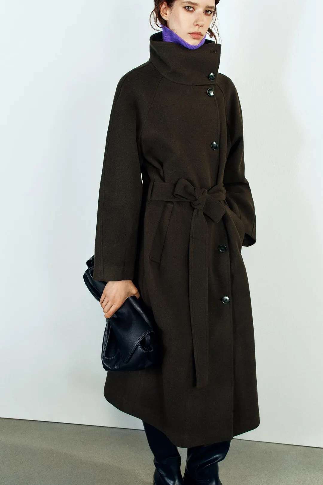 Пальто с высоким воротником и поясом, Zara