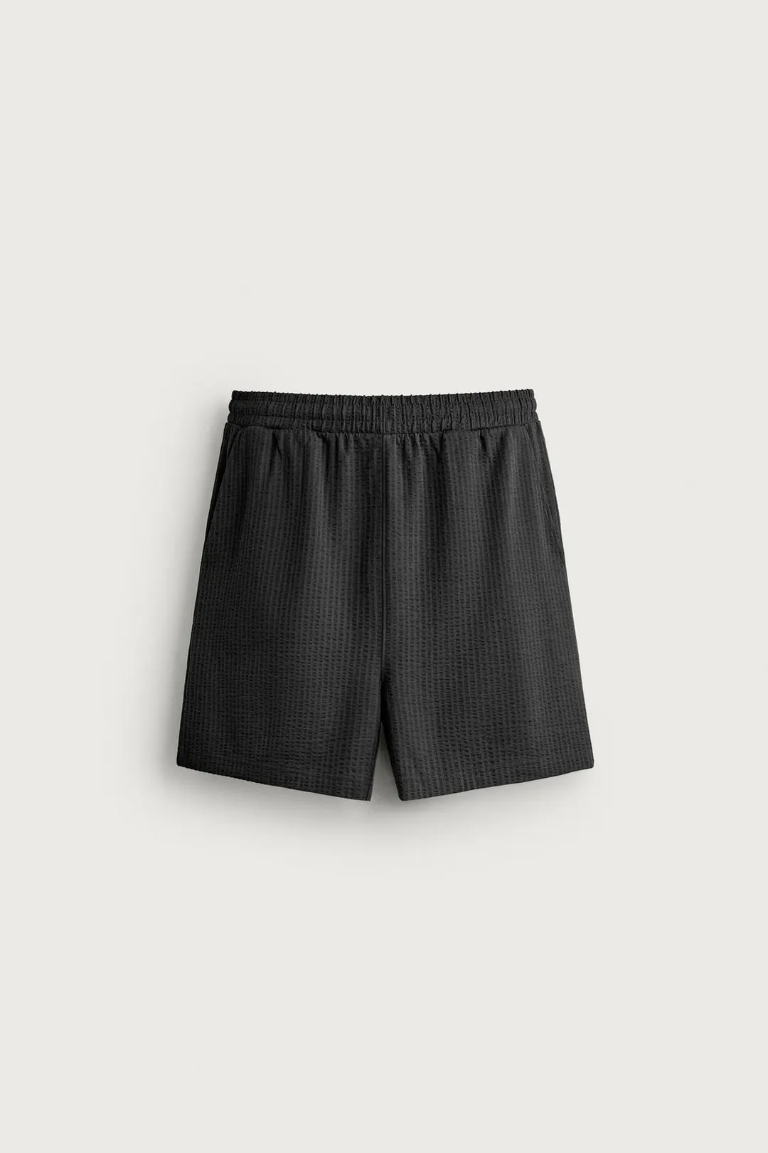 Бермуды прямого кроя из жатой ткани Comfort, Zara