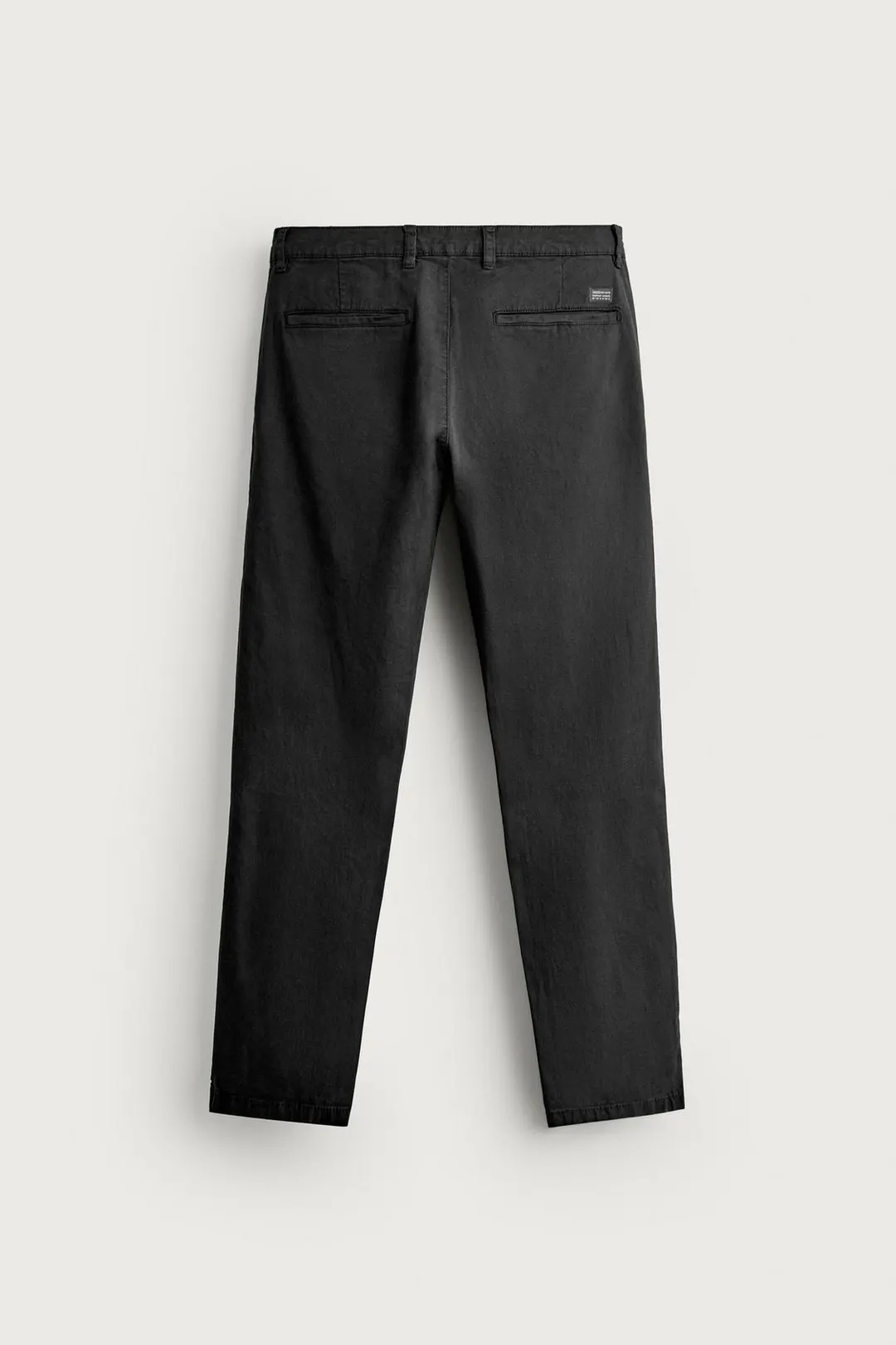 Чиносы облегающего кроя, Zara