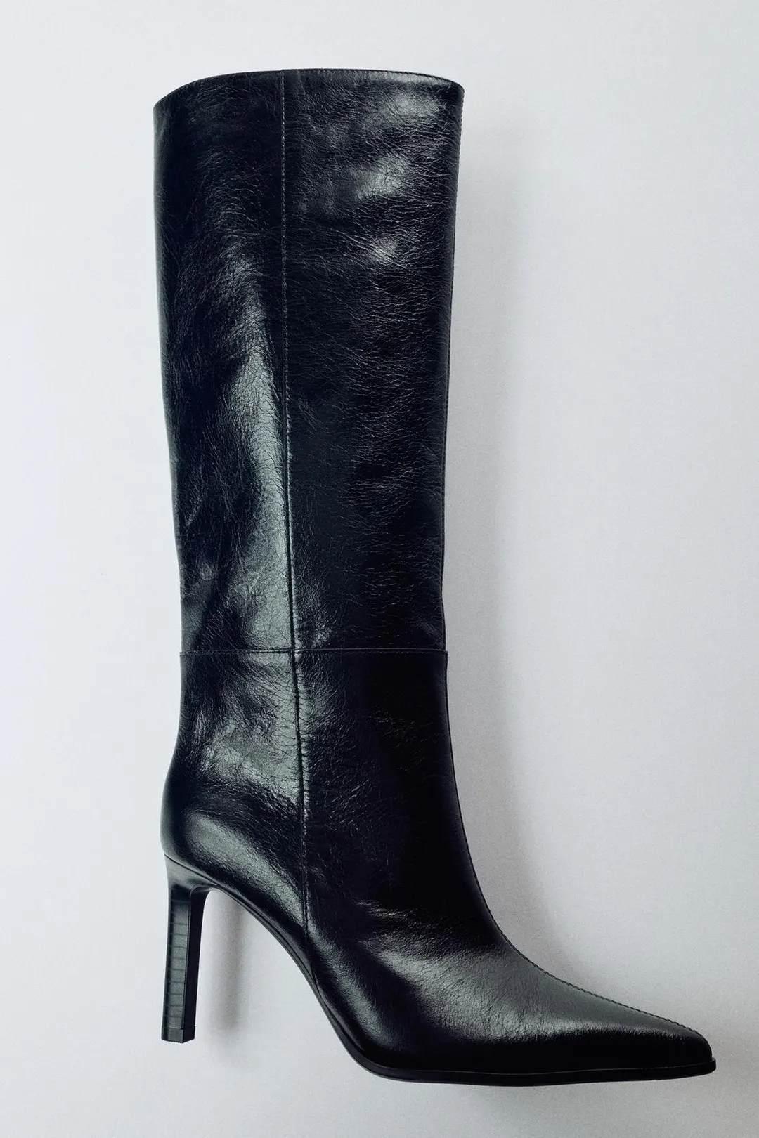 Кожаные сапоги на каблуке, Zara