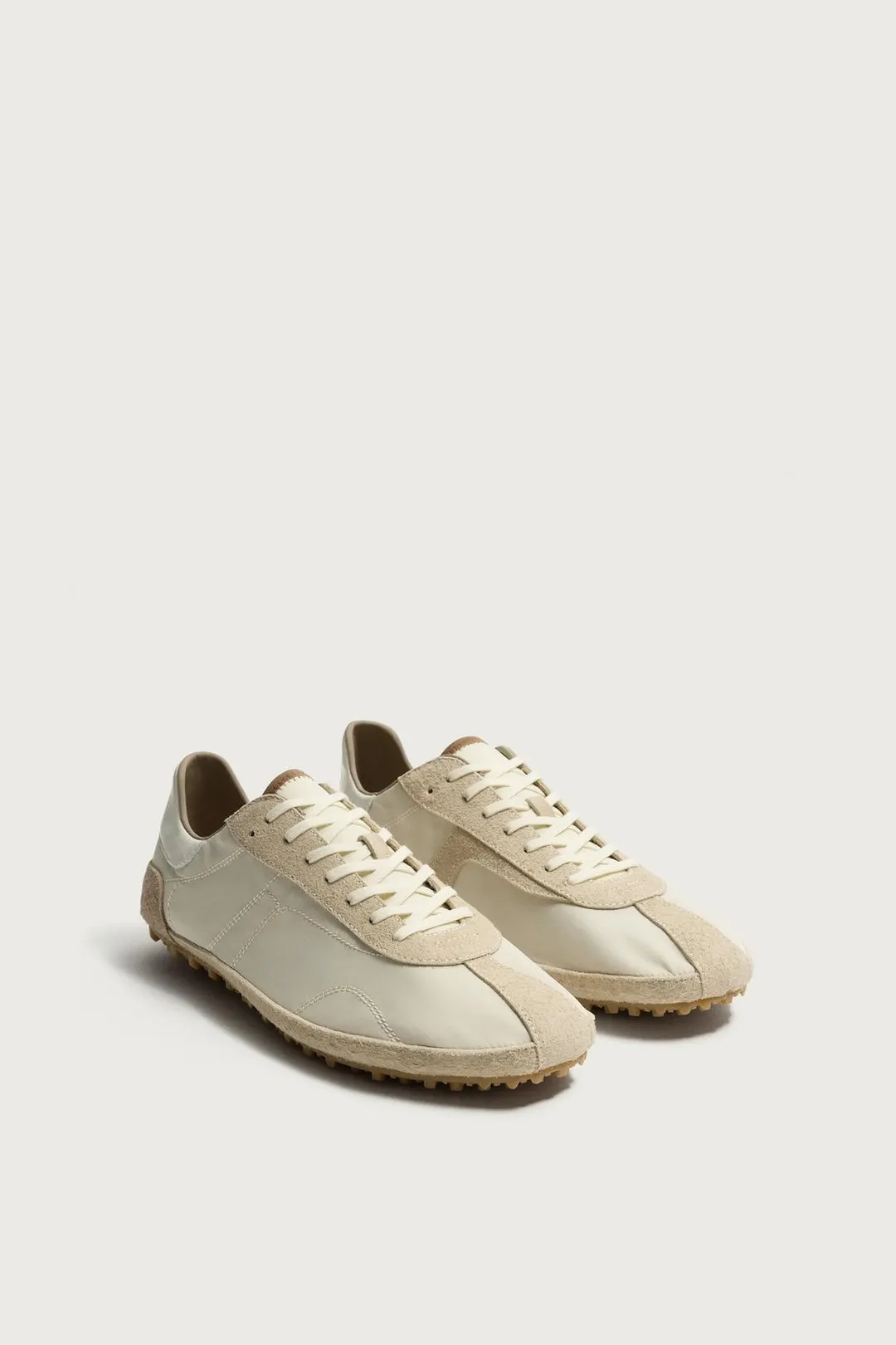 Кроссовки в стиле ретро, Zara