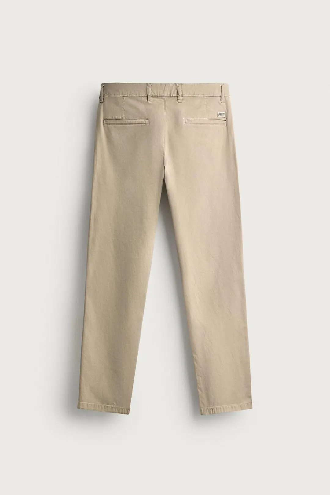 Чиносы облегающего кроя, Zara